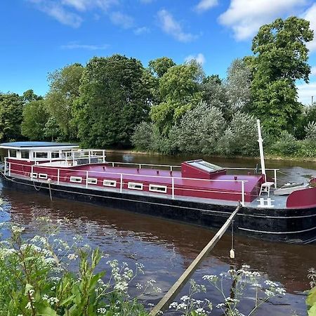 Unique Houseboat Experience I Central City Break ยอร์ค ภายนอก รูปภาพ